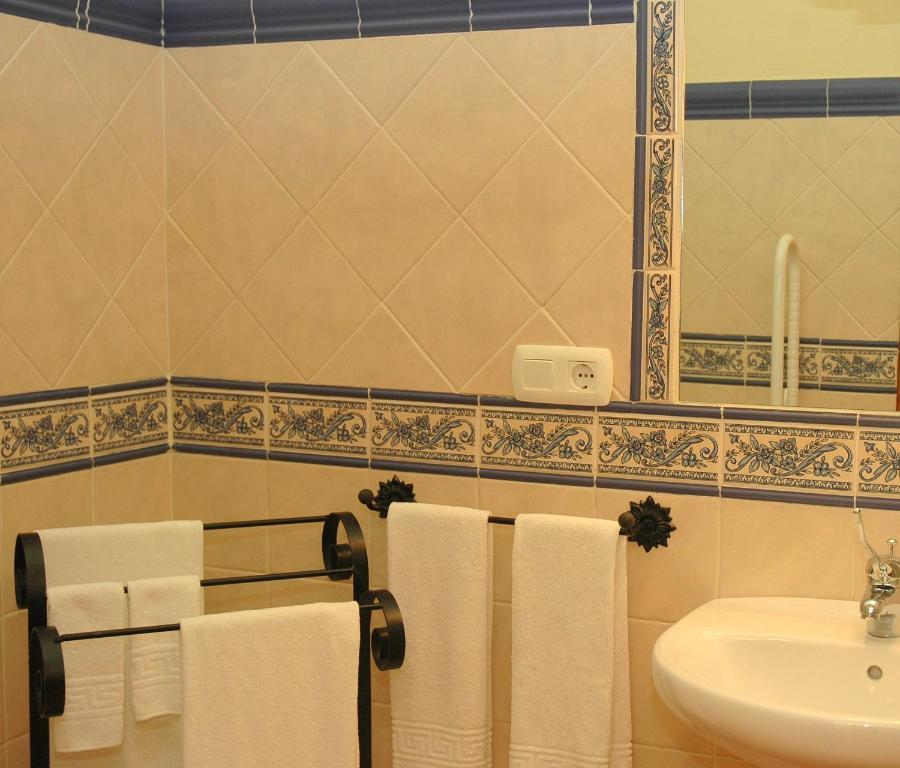 La Casa Grande De Alpandeire Hotel Habitación foto